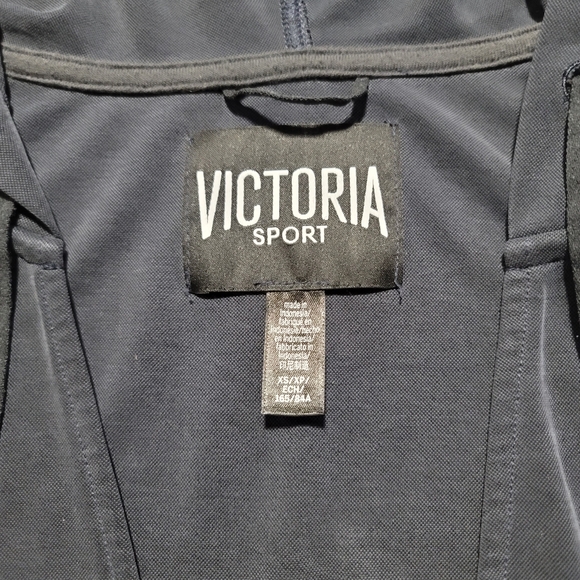 Victoria Sport Modal Sleeveless Hoodie - Picture 2 of 9
